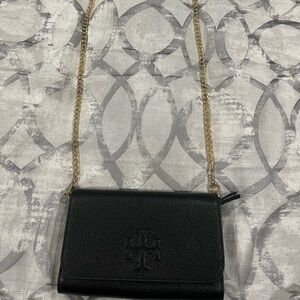 Tory Burch black purse- new only worn a few times